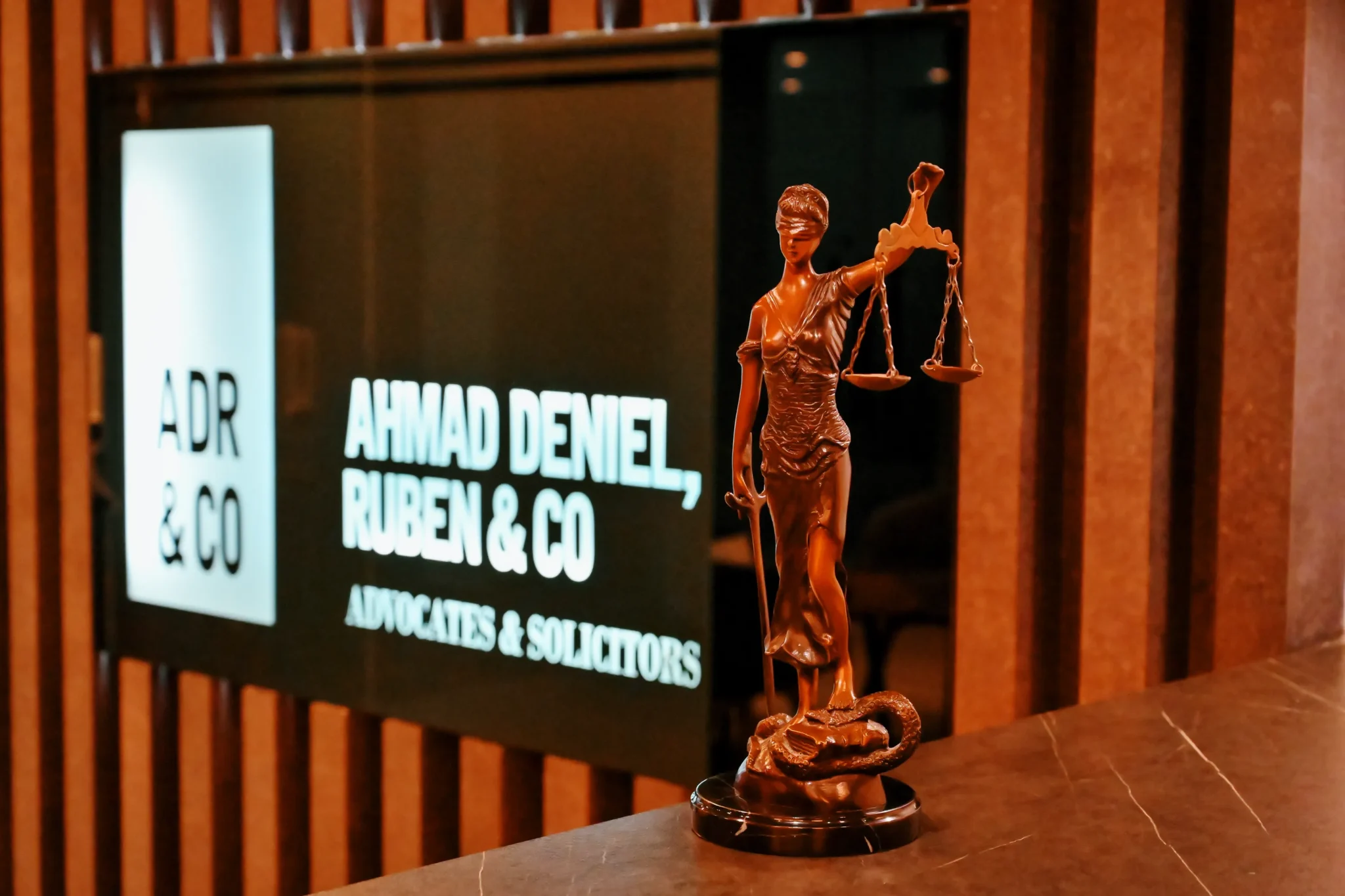ADR Office — Scale Lady